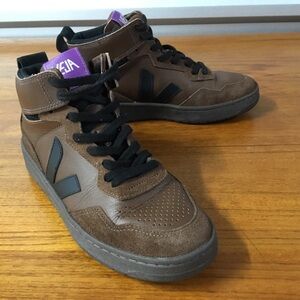 Veja Women V-95 Chocolate Brown Leather High Top Sneaker Size 8